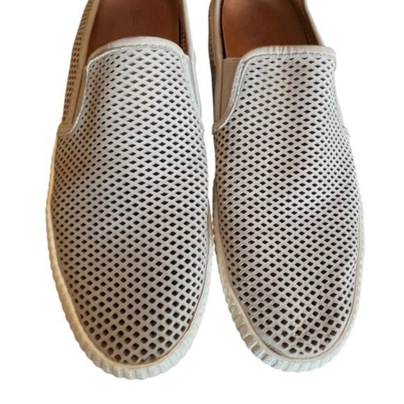 Frye Camille Gray Perforated Suede Slip-On Shoes Size 11 - Picture 6 of 15